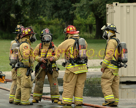 2006-08-30Containter Fire 11
